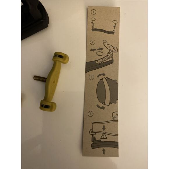 Kun Violin Shoulder Rest, Coussin Mini Original, 1/4-1/8, Black, New - Picture 5 of 9